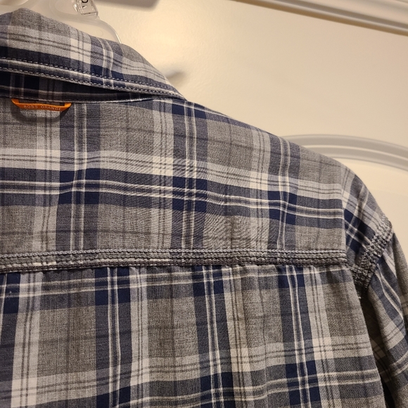 Hugo Boss Shirt - Picture 5 of 6